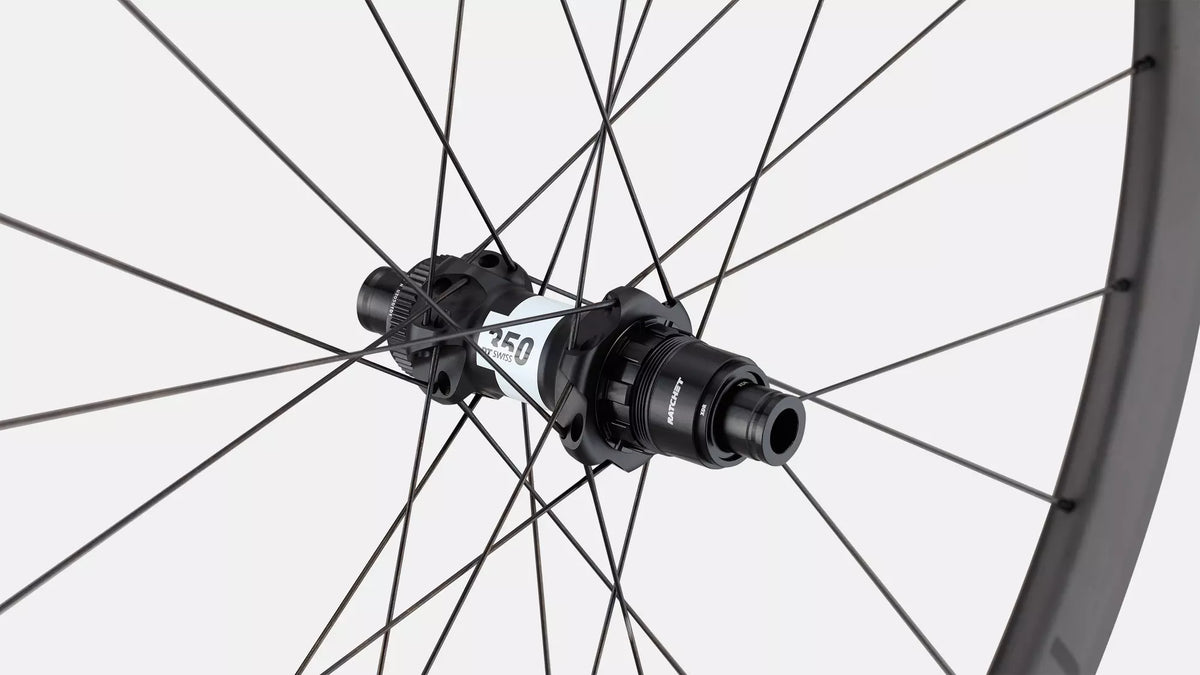Roues Carbone Roval Terra CL III – 700c / DT Swiss 350 / 1 263 g