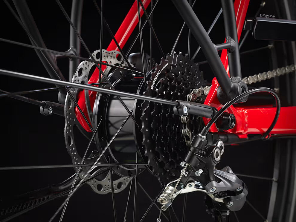 Vélo électrique urbain léger – Moteur Hyena 40 Nm – Batterie 250 Wh – Shimano Altus 9 vitesses