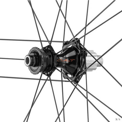 Paire de roues Campagnolo Bora Ultra WTO 80 DB