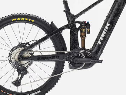VTT électrique tout suspendu carbone – Bosch 800 Wh – Shimano XT Di2 12 vitesses – FOX Factory